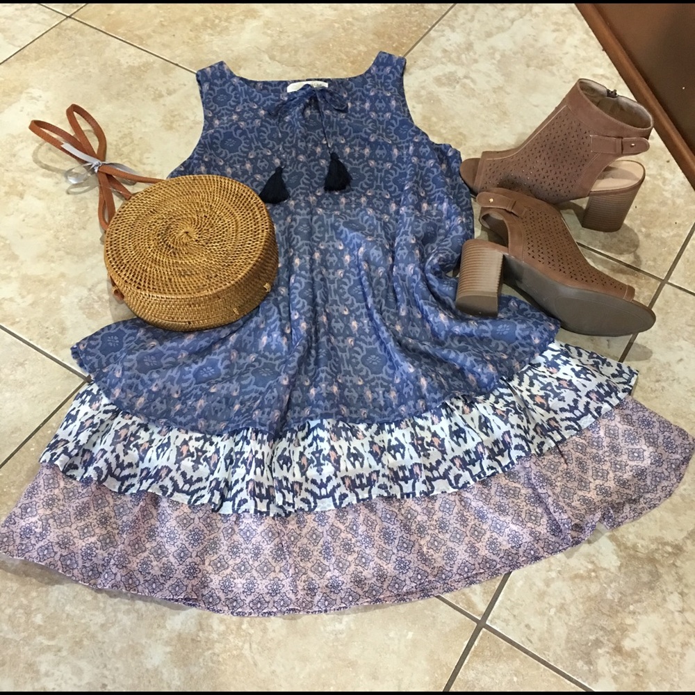 🌟🌟SALE⭐️⭐️Layered Summer dress - Picture 3 of 3